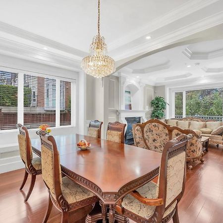 Luxurious Getaway In Vancouver-Private Room With Attached Bathroom Extérieur photo