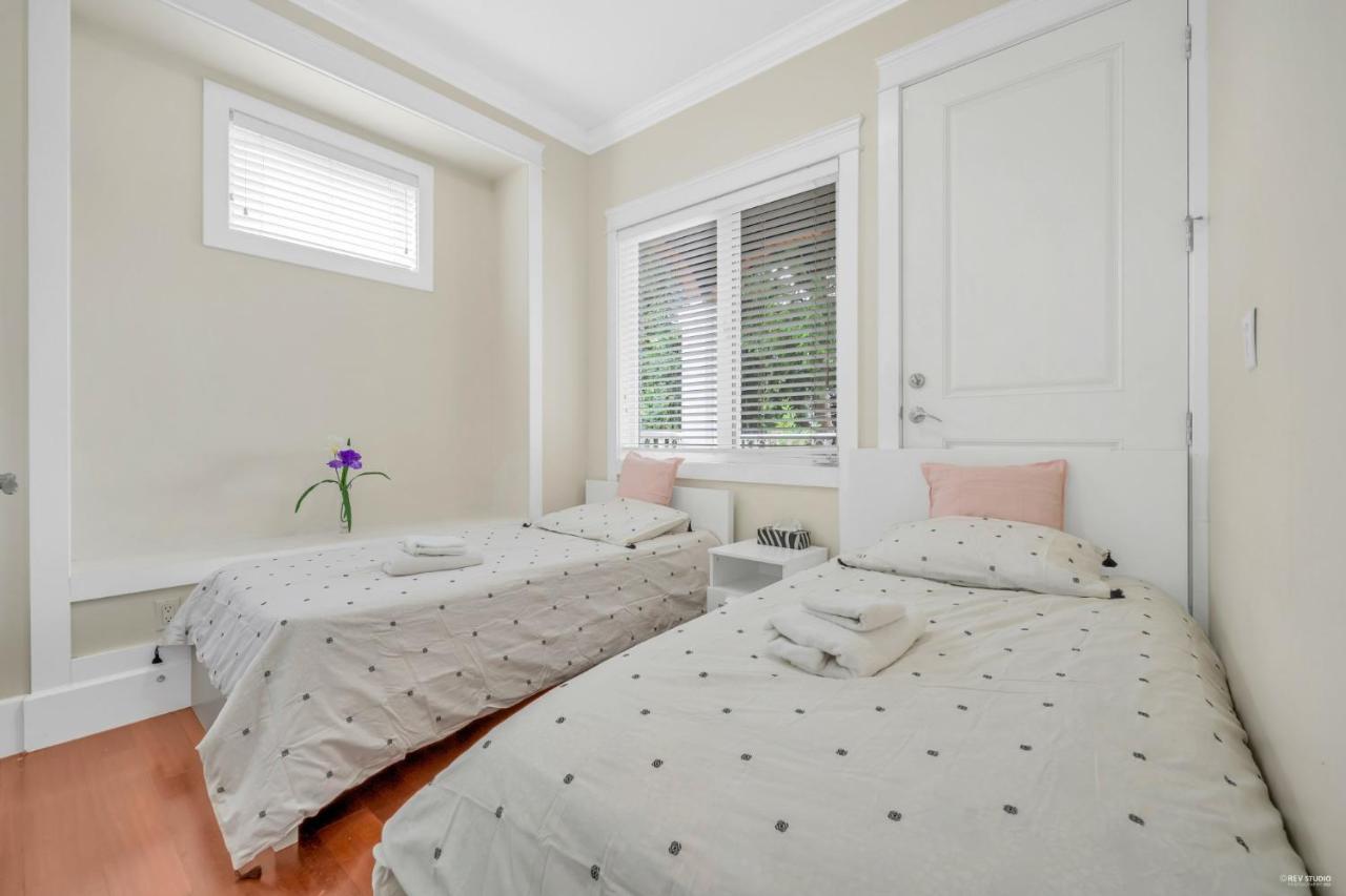 Luxurious Getaway In Vancouver-Private Room With Attached Bathroom Extérieur photo