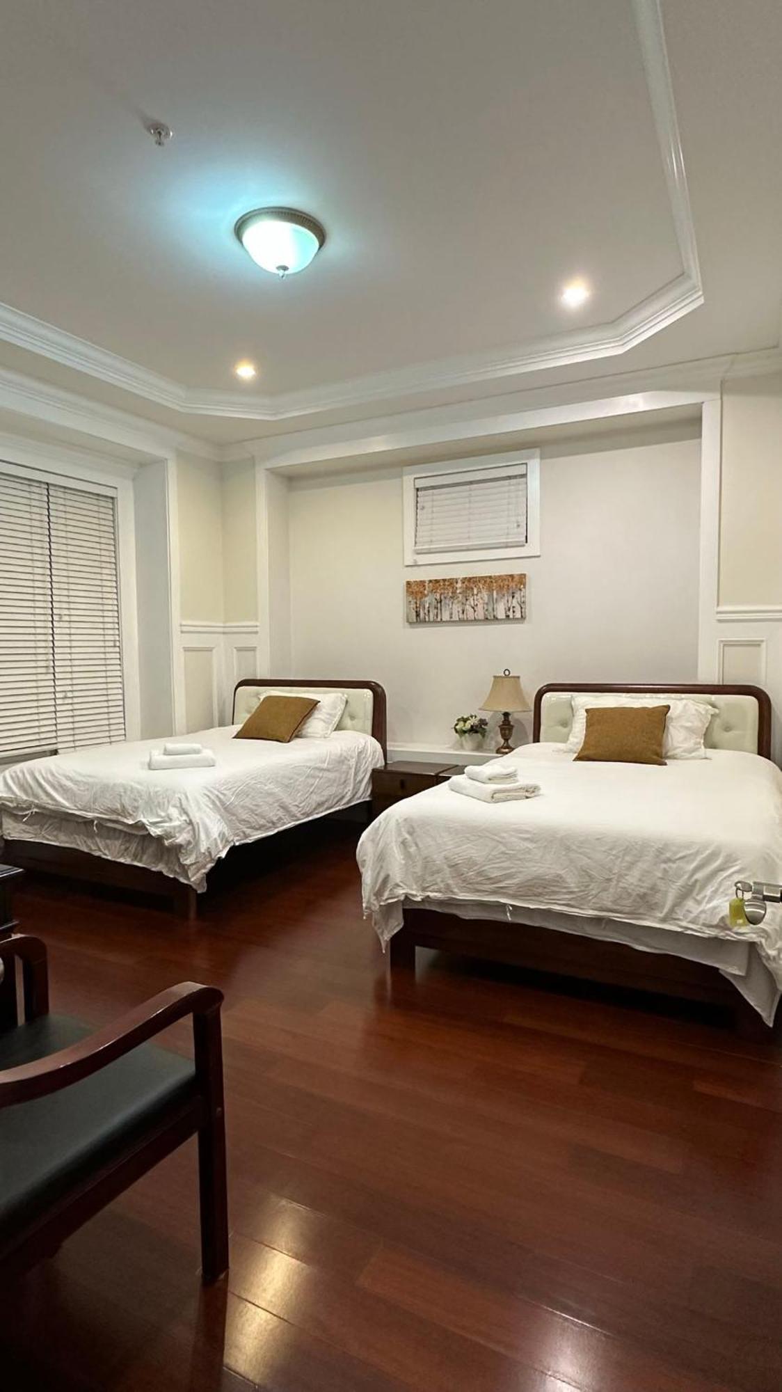Luxurious Getaway In Vancouver-Private Room With Attached Bathroom Extérieur photo